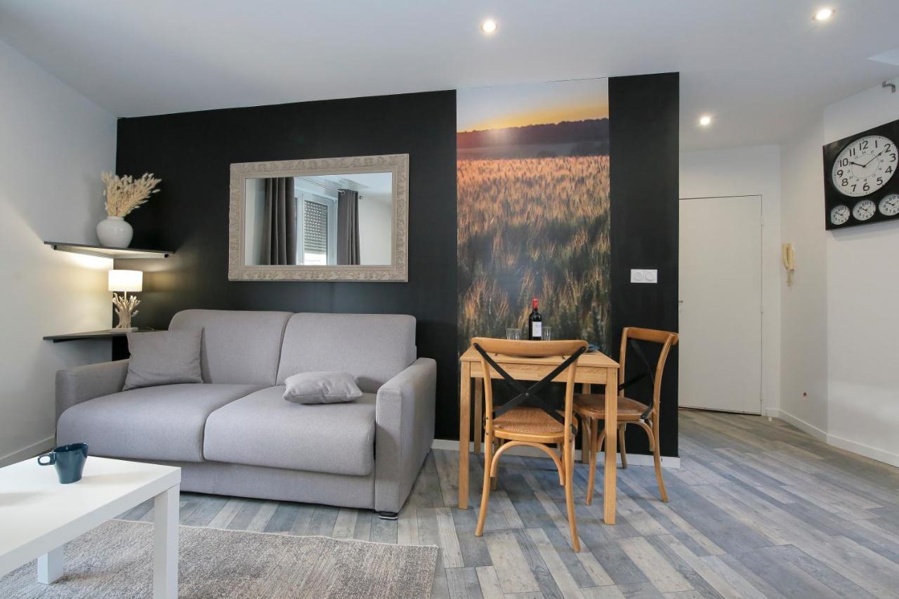 Ferienwohnung Les Champs, T2 Hypercentre Chic Et Cosy Wifi Par Sovalfi Saint-Etienne  Exterior foto